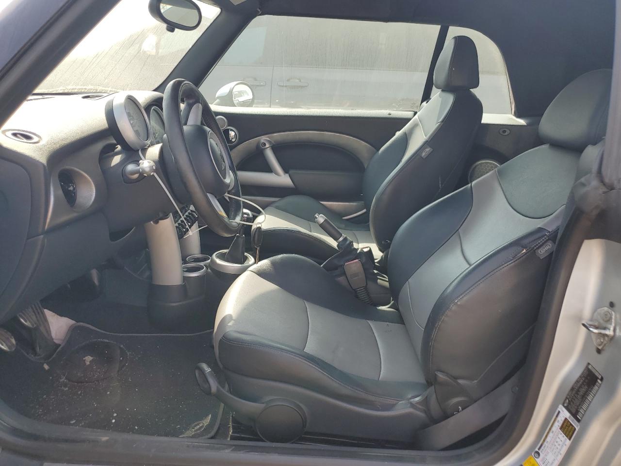 2006 Mini Cooper S VIN: WMWRH33576TF87572 Lot: 66110835