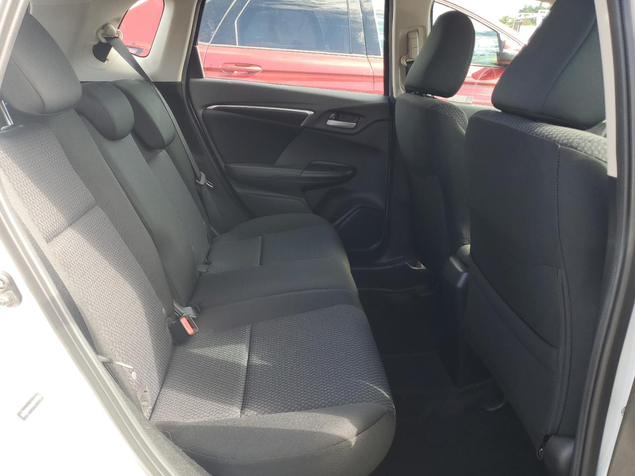 2020 Honda Fit Lx VIN: 3HGGK5H4XLM704786 Lot: 84172285