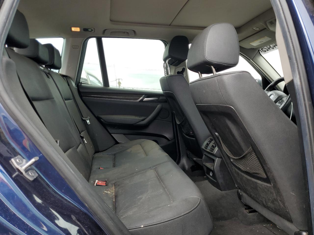 2017 BMW X3 Sdrive28I VIN: 5UXWZ7C30H0V89625 Lot: 84443425