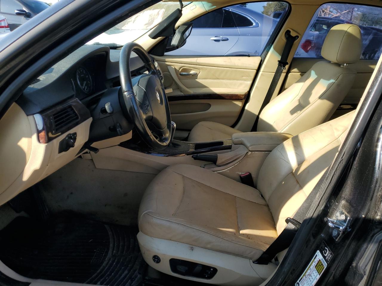 2006 BMW 325 I VIN: WBAVB13546PT10372 Lot: 81312795