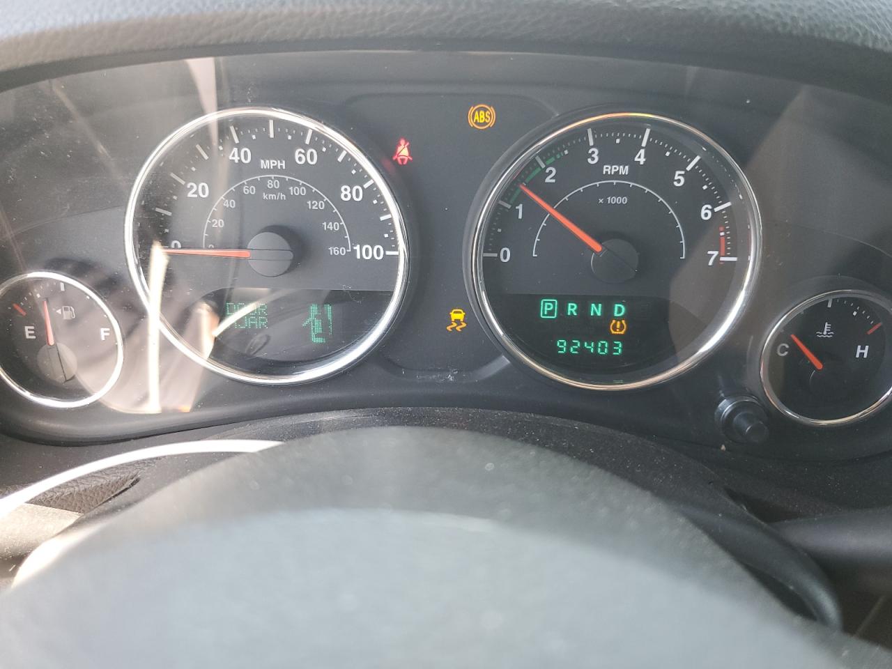 2014 Jeep Wrangler Unlimited Sport VIN: 1C4BJWDG5EL121340 Lot: 71253675