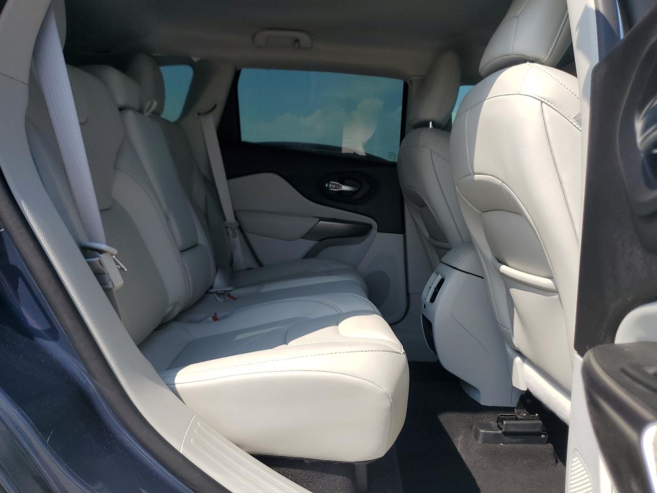 2021 Jeep Cherokee Latitude Lux VIN: 1C4PJMMX0MD158265 Lot: 80918095