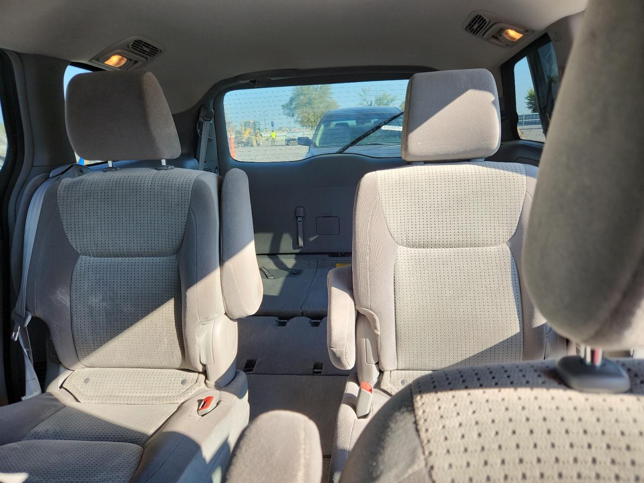 2009 Toyota Sienna Ce VIN: 5TDZK23C49S261869 Lot: 81379945