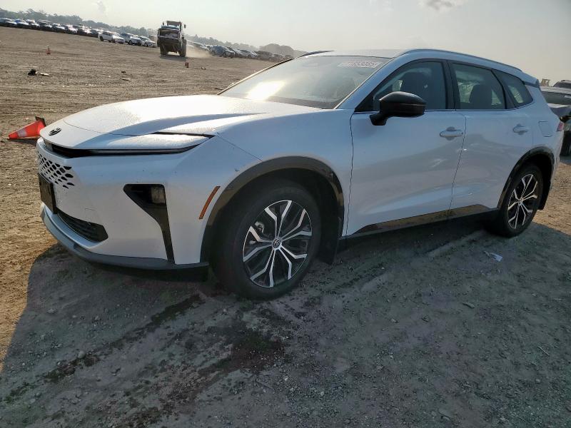 TOYOTA CROWN SIGNIA XLE 2025