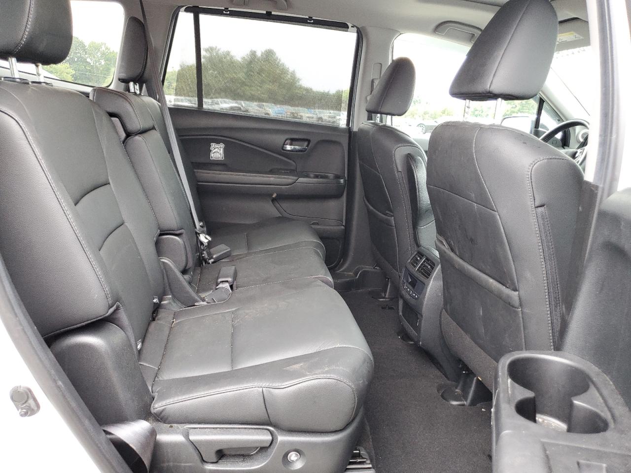 2021 Honda Pilot Se VIN: 5FNYF6H27MB065042 Lot: 81595595