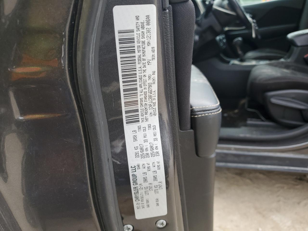 2015 Jeep Cherokee Latitude VIN: 1C4PJLCB8FW627903 Lot: 71819375