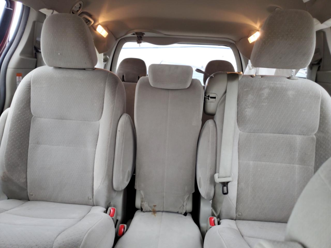 2015 Toyota Sienna Le VIN: 5TDKK3DC9FS585109 Lot: 81757415