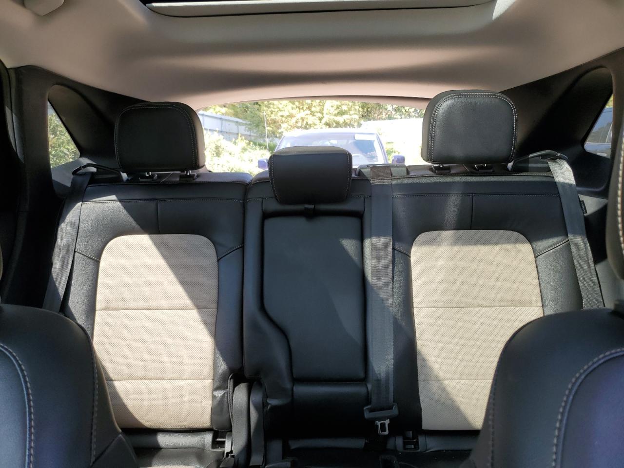 2022 Ford Escape Titanium VIN: 1FMCU9J94NUB60977 Lot: 81264395