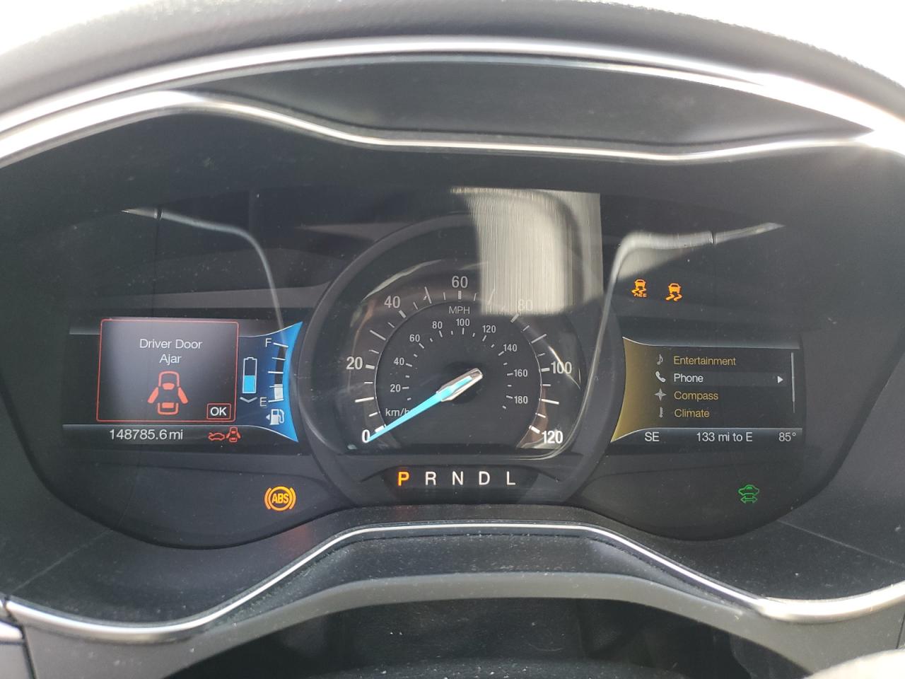 2015 Ford Fusion Se Hybrid VIN: 3FA6P0LU7FR165028 Lot: 83786435