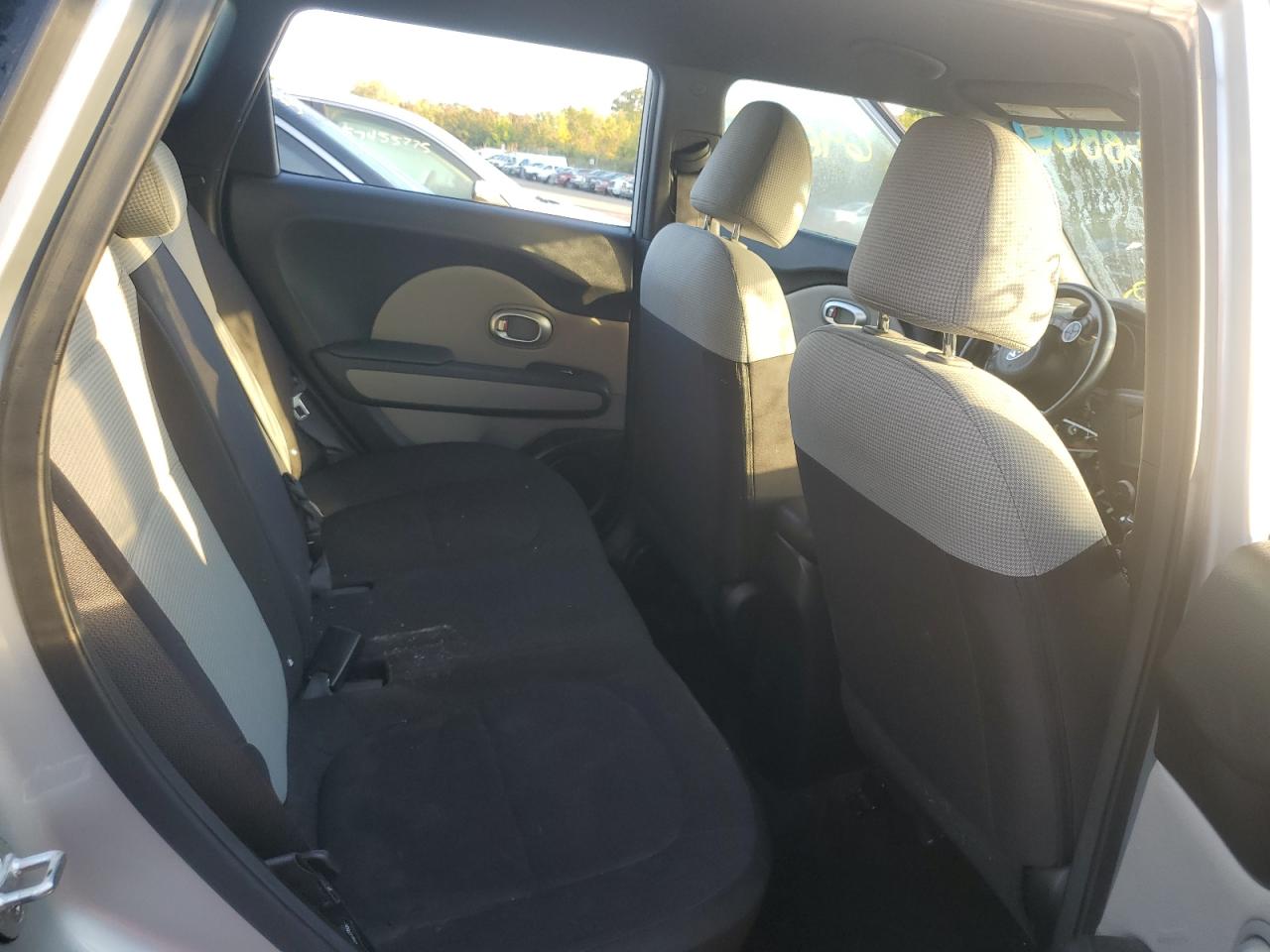 2017 Kia Soul VIN: KNDJN2A20H7468637 Lot: 69638805