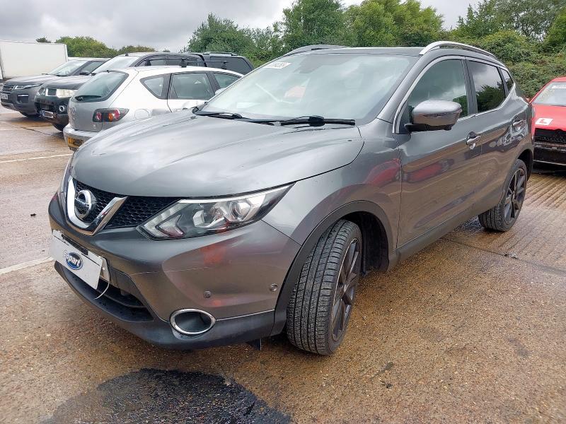 NISSAN QASHQAI 2015