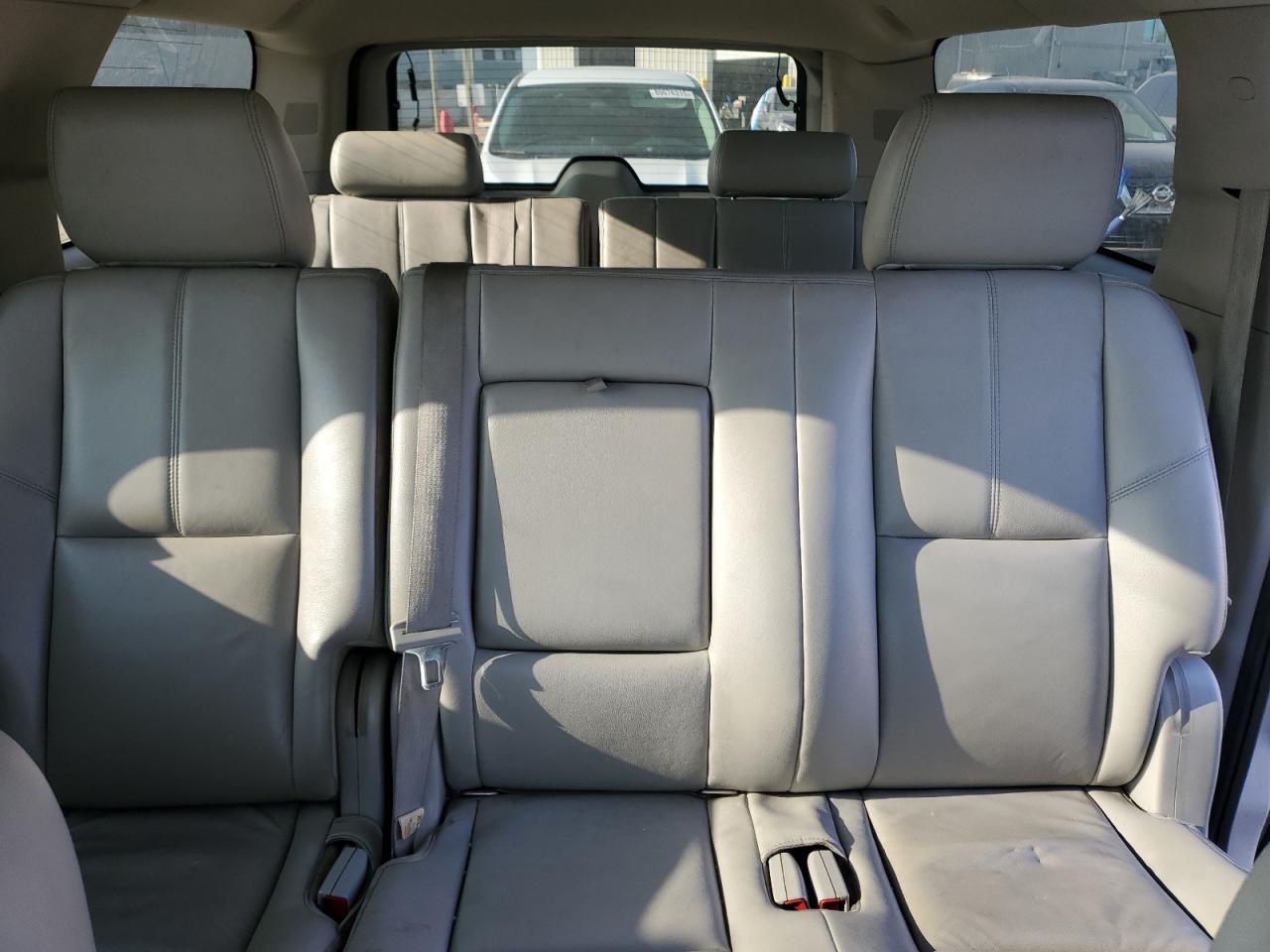 2012 GMC Yukon Xl K1500 Slt VIN: 1GKS2KE74CR240452 Lot: 81281595