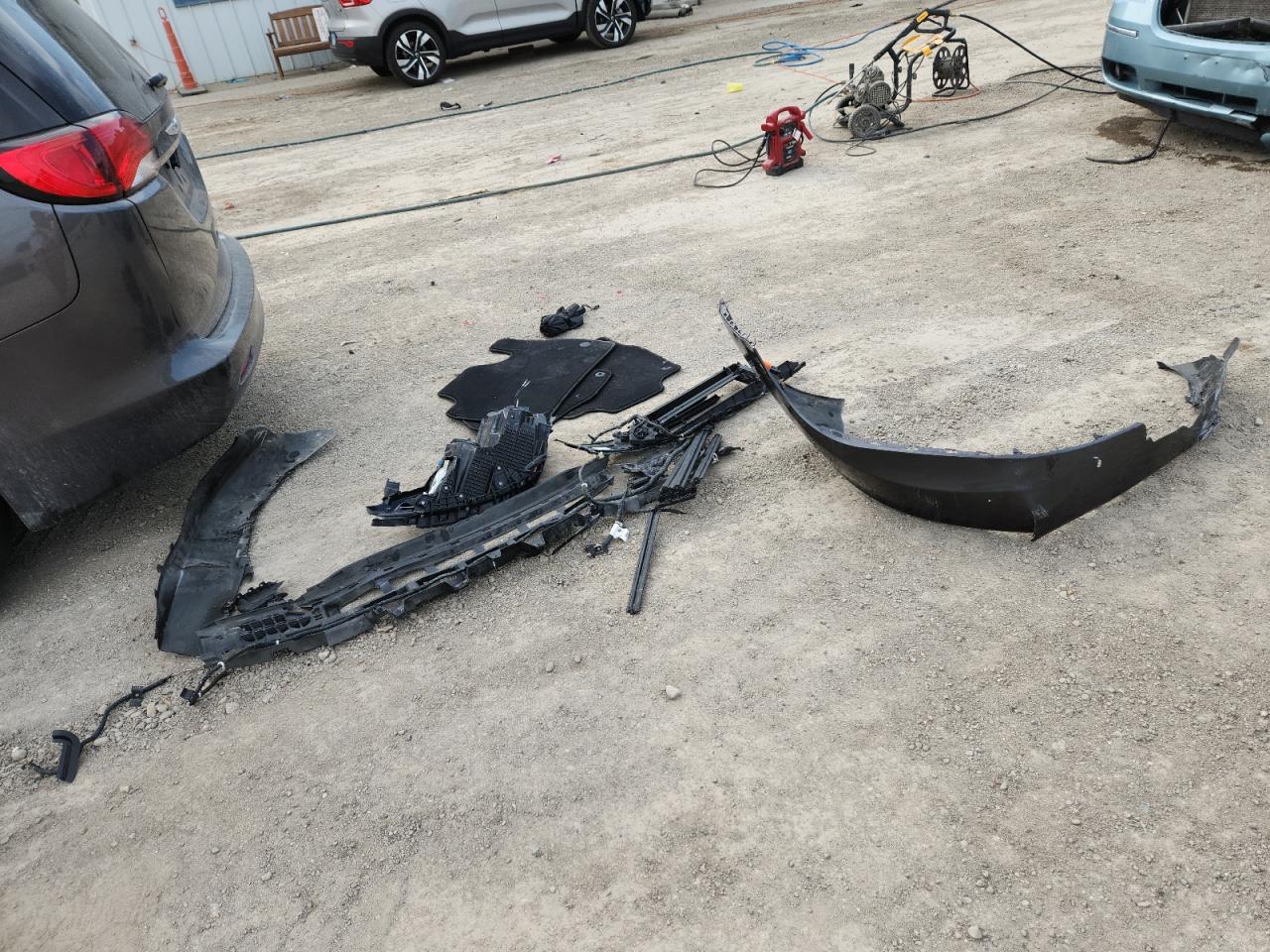 2020 Chrysler Voyager Lxi VIN: 2C4RC1DG0LR195779 Lot: 71714295