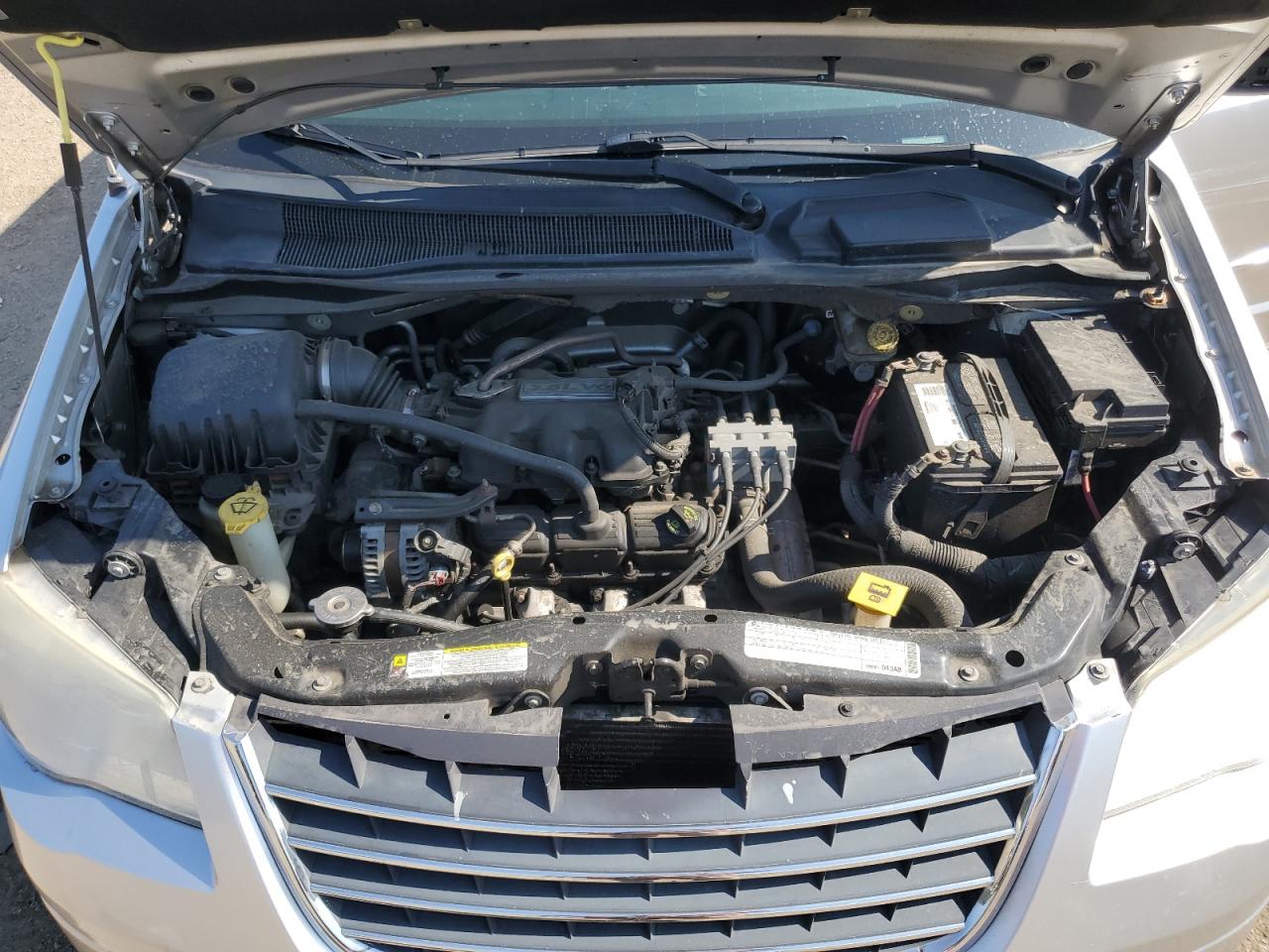 2010 Chrysler Town & Country Touring VIN: 2A4RR5D18AR109935 Lot: 81154385