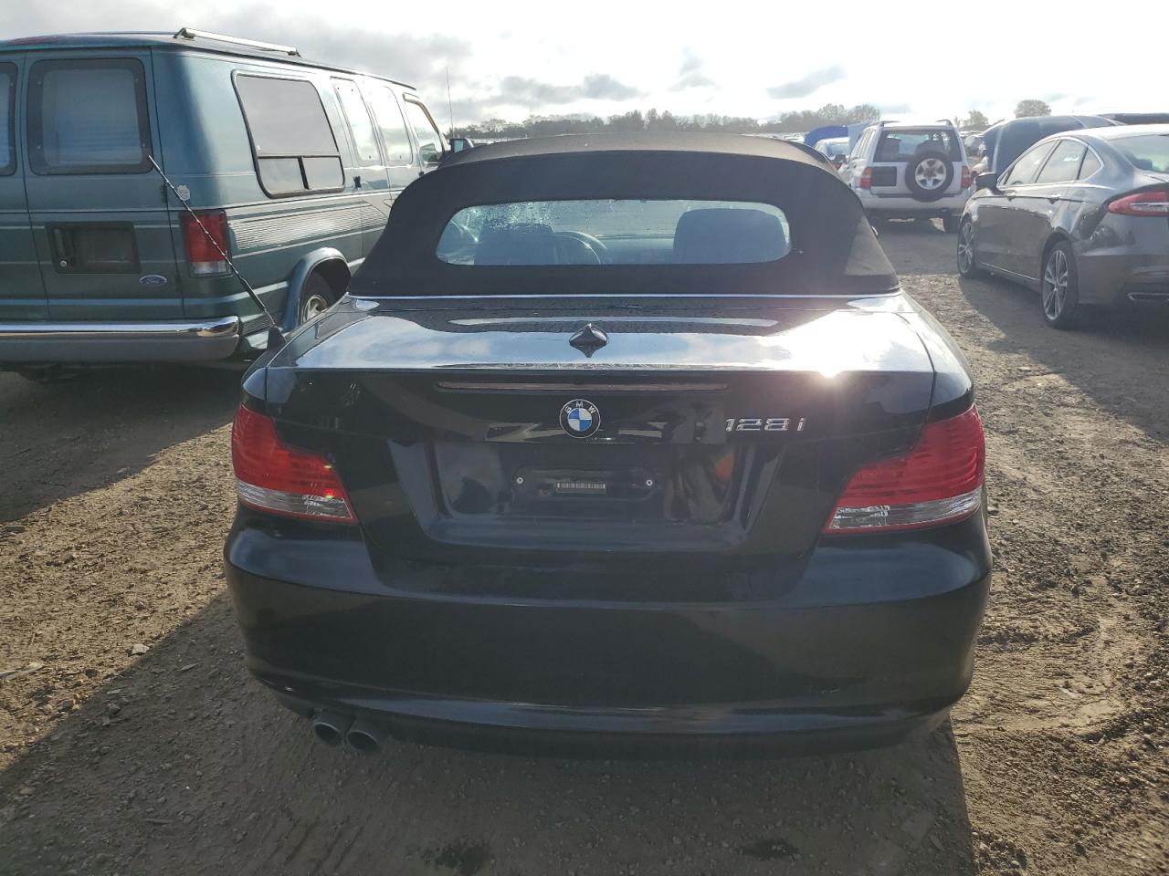 2009 BMW 128 I VIN: WBAUL73569VJ74922 Lot: 83943825