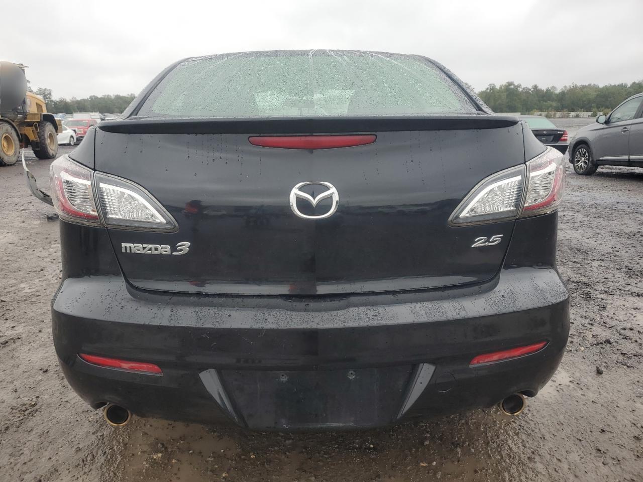 2010 Mazda 3 S VIN: JM1BL1S67A1237054 Lot: 81317245