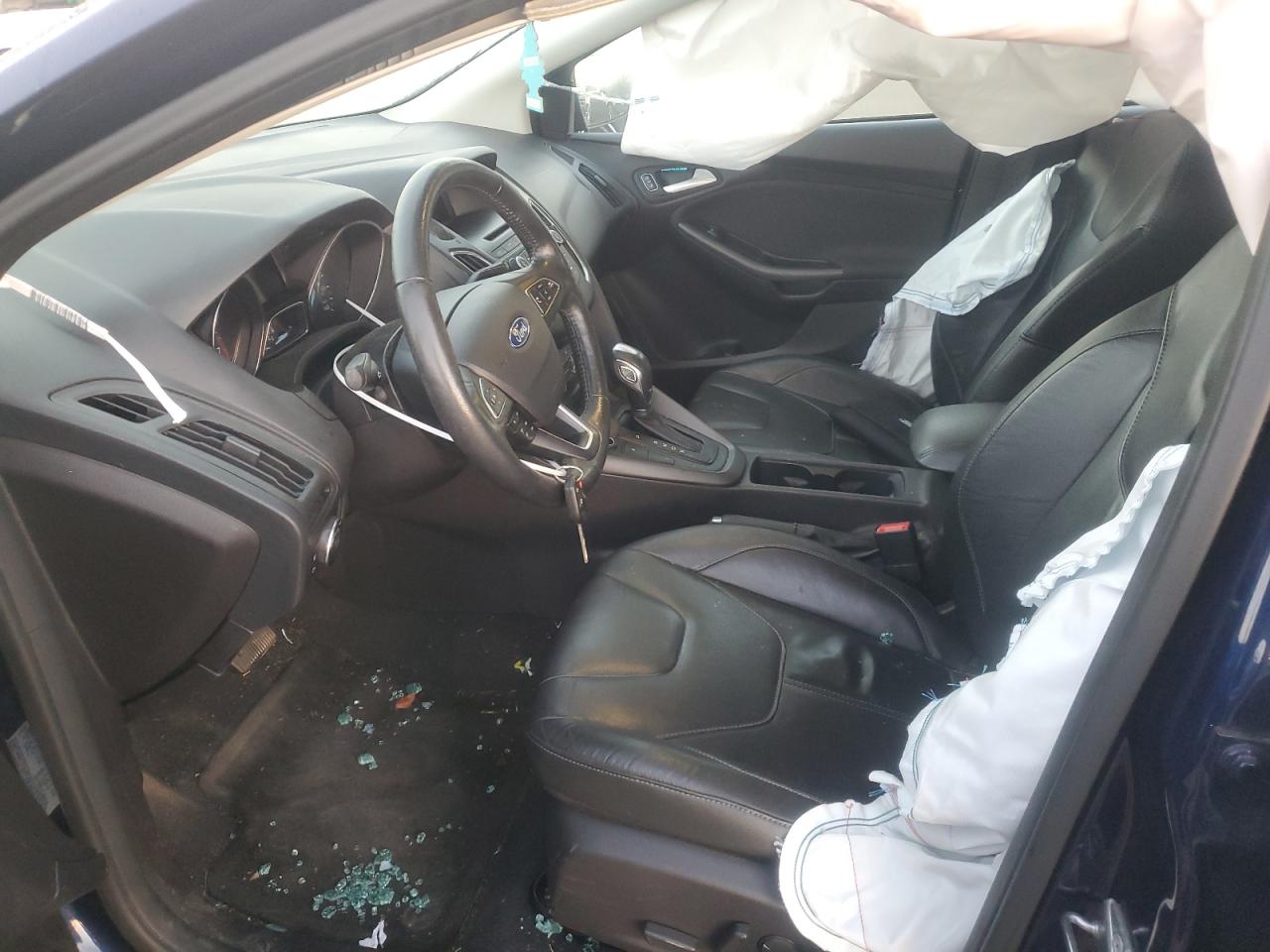 2016 Ford Focus Se VIN: 1FADP3K28GL324387 Lot: 84536205