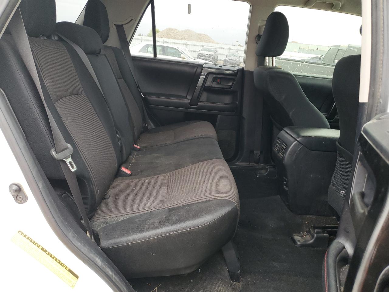 2015 Toyota 4Runner Sr5/Sr5 Premium VIN: JTEBU5JR6F5234674 Lot: 84200355