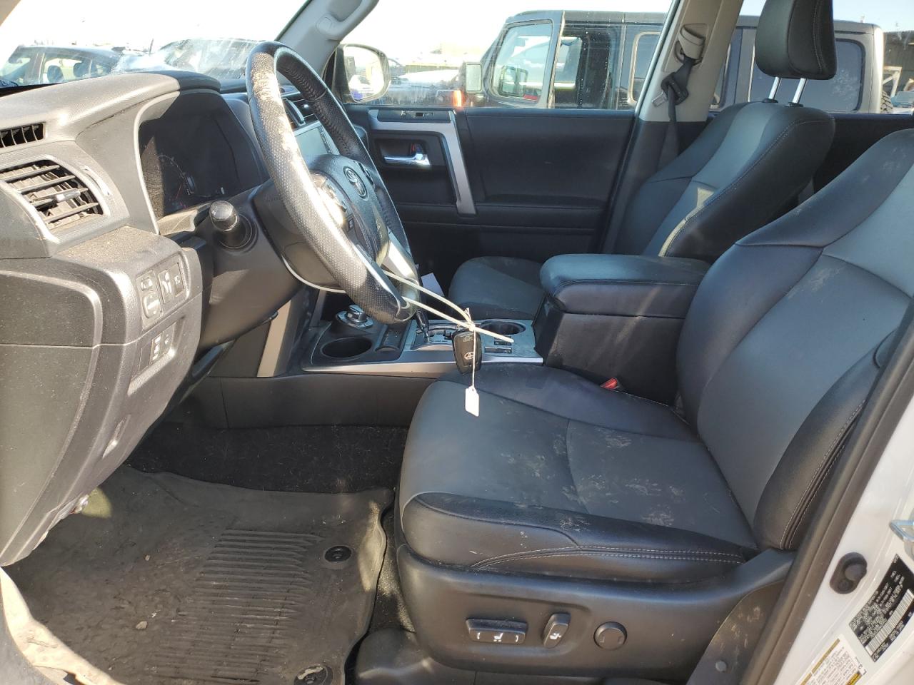 2022 Toyota 4Runner Sr5/Sr5 Premium VIN: JTENU5JR6N6059932 Lot: 84250875