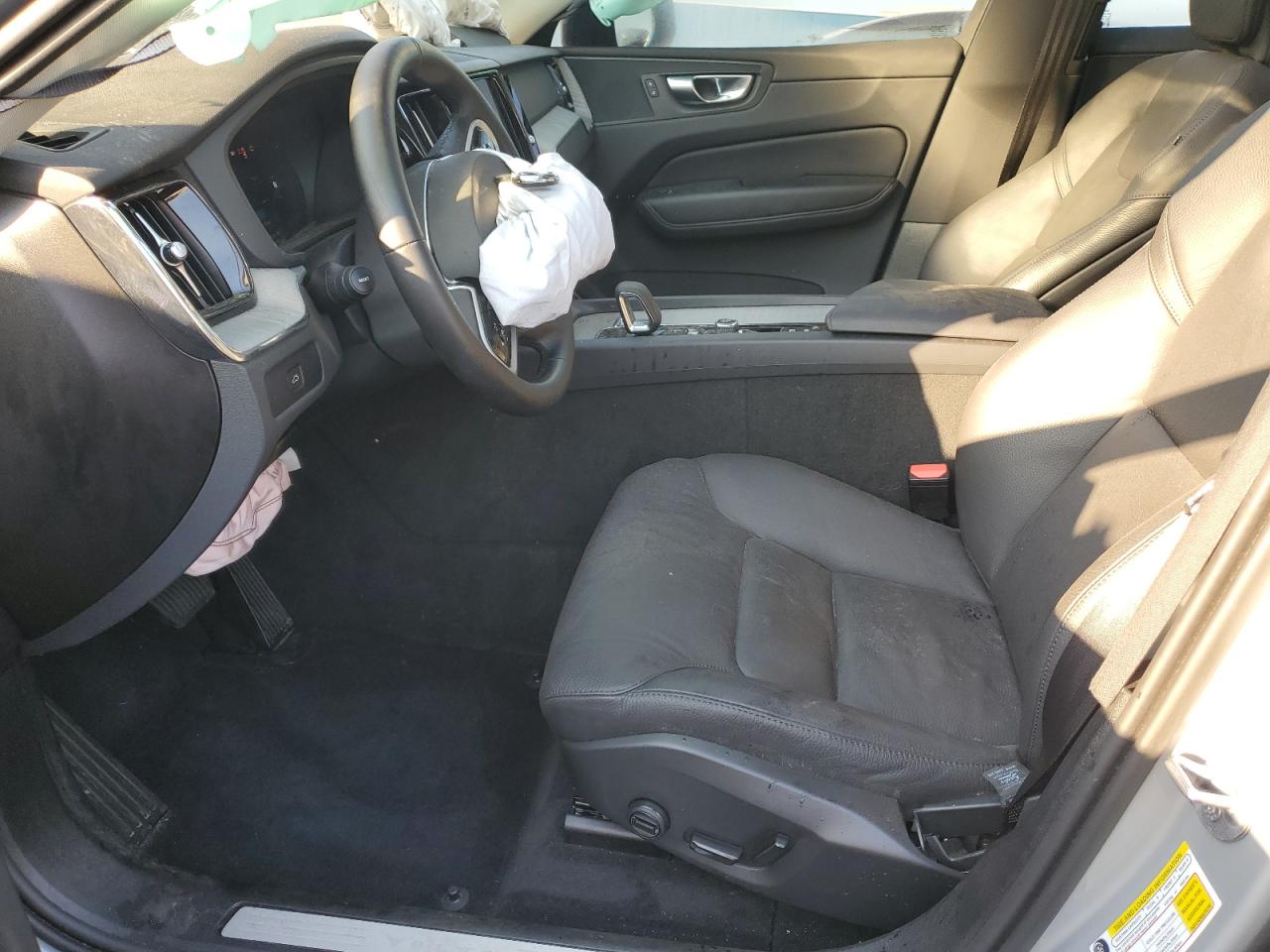 2025 Volvo Xc60 Plus VIN: YV4M12RC4S1183792 Lot: 81130965