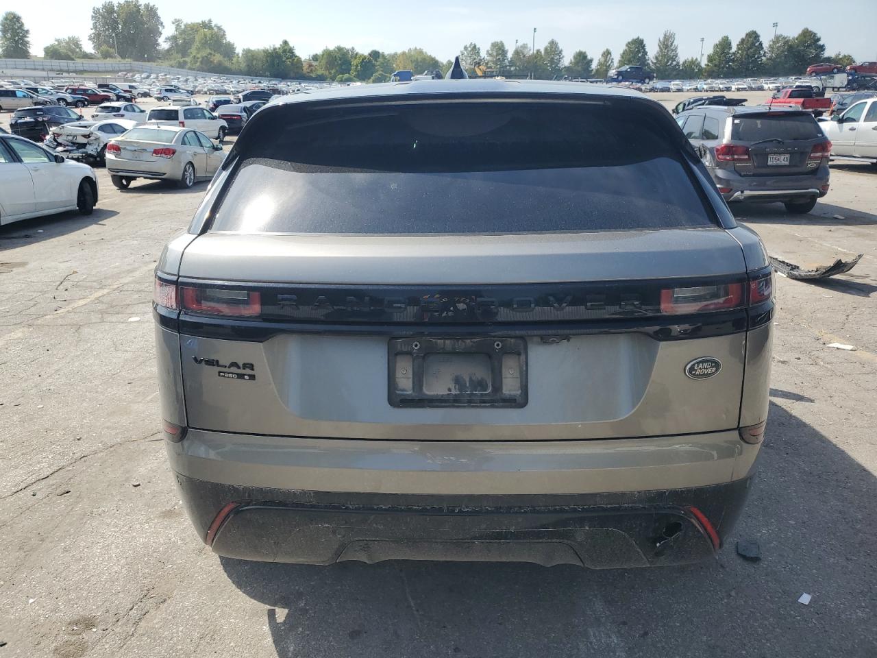 2019 Land Rover Range Rover Velar S VIN: SALYB2EX8KA220829 Lot: 84638655