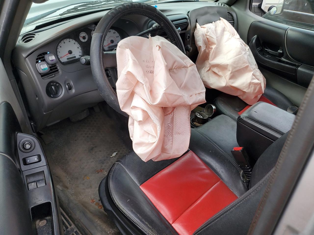 2011 Ford Ranger Super Cab VIN: 1FTLR4FE6BPA56757 Lot: 81767855