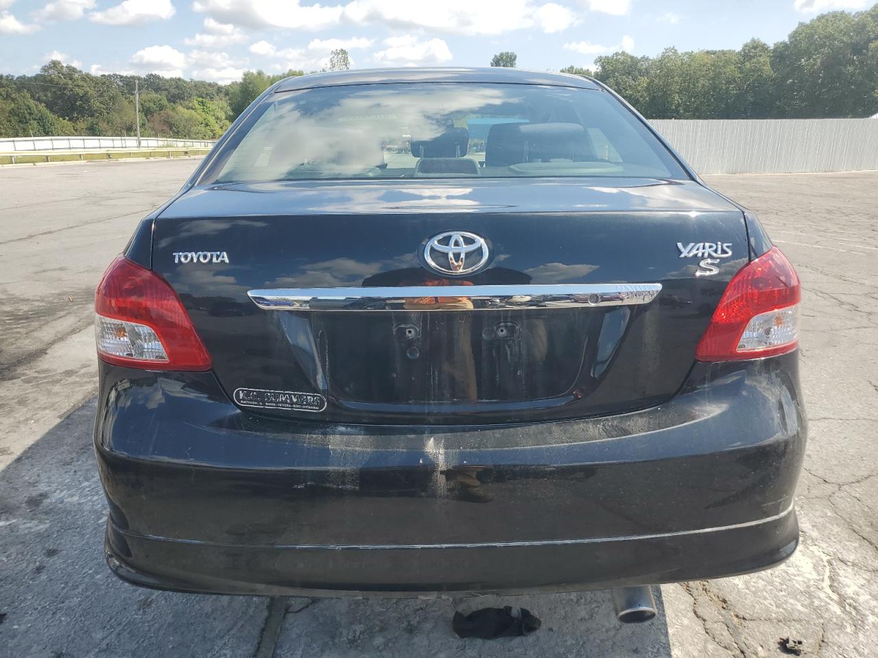 2008 Toyota Yaris VIN: JTDBT923281265519 Lot: 81243705