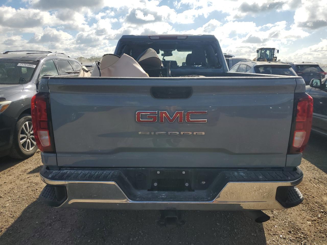 2024 GMC Sierra K2500 Heavy Duty VIN: 1GT59LE76RF445209 Lot: 71688945