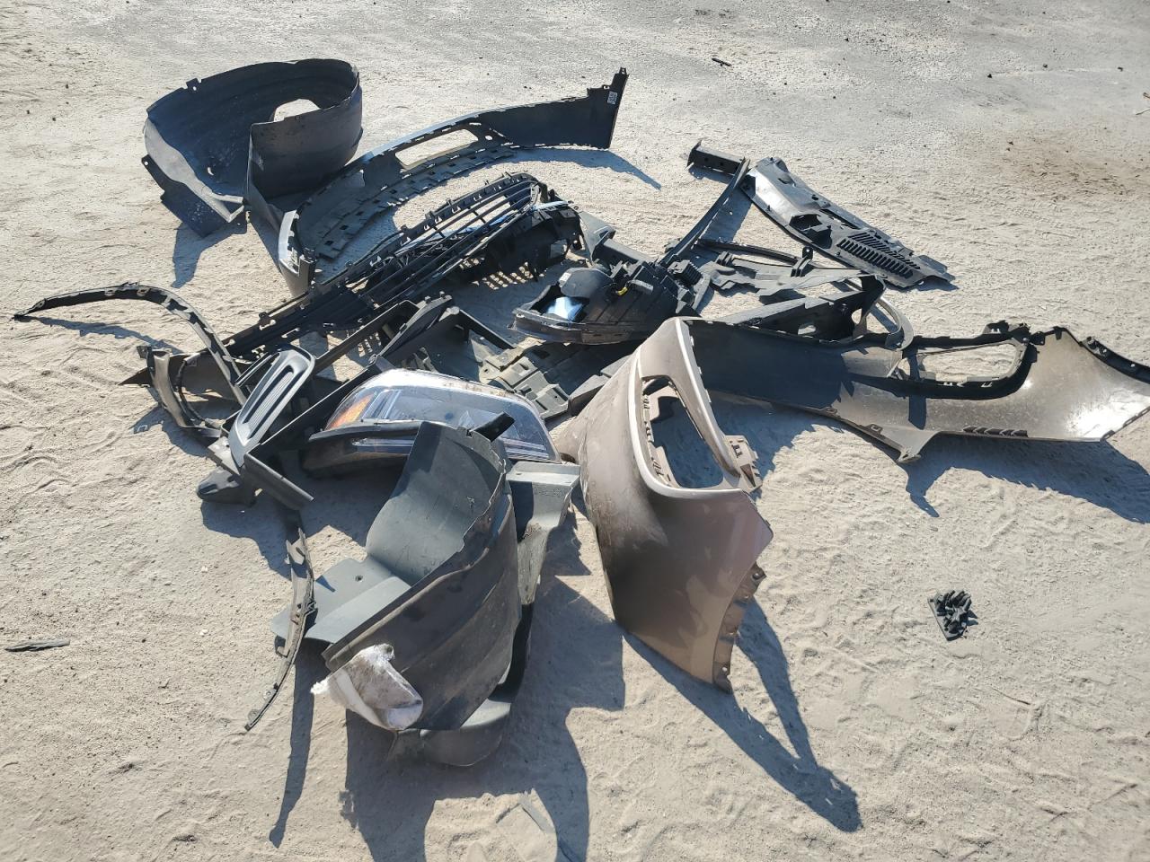 2019 Buick Encore Preferred VIN: KL4CJASBXKB711561 Lot: 63367235