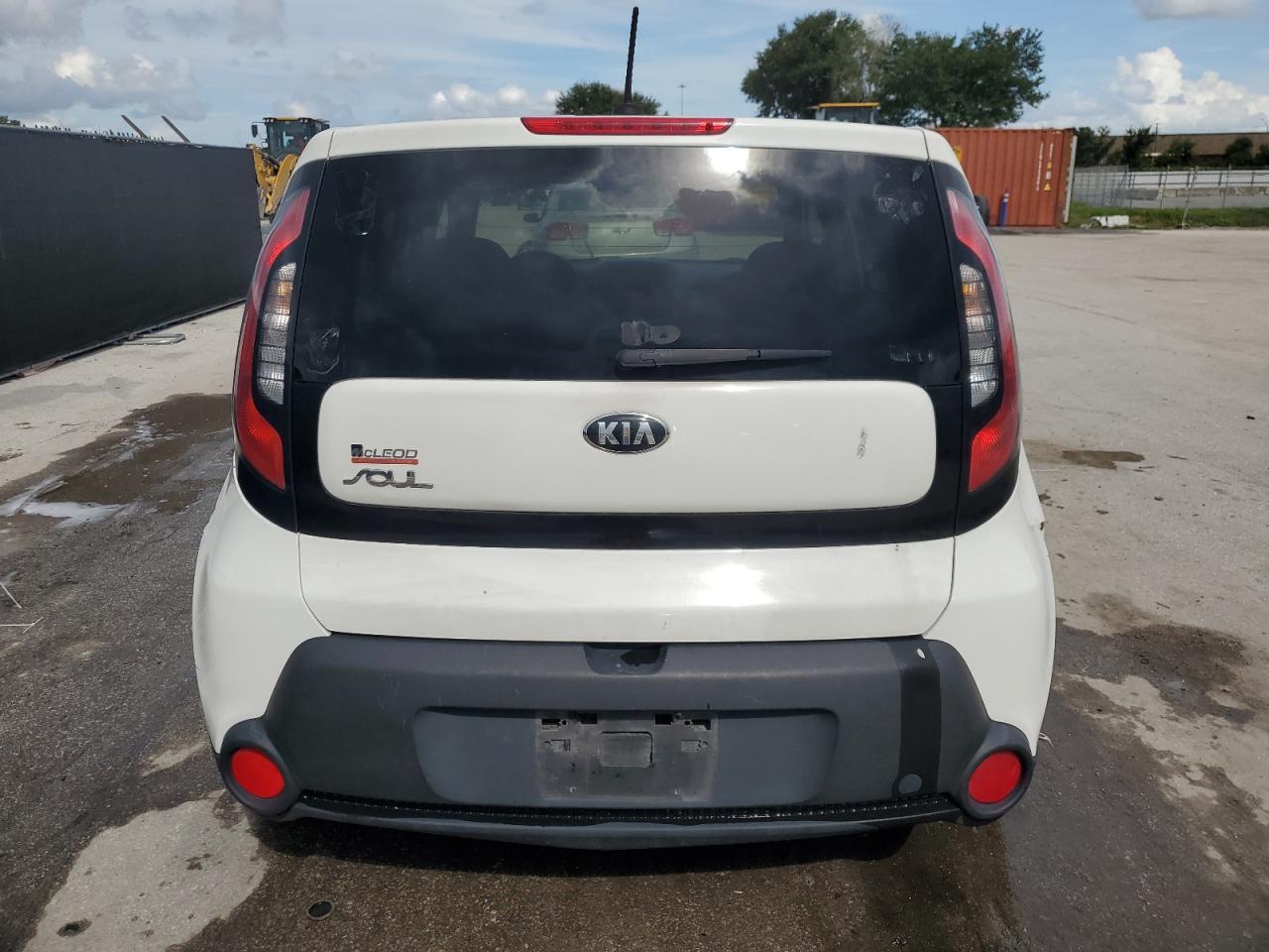 2016 Kia Soul VIN: KNDJN2A28G7396939 Lot: 70921855