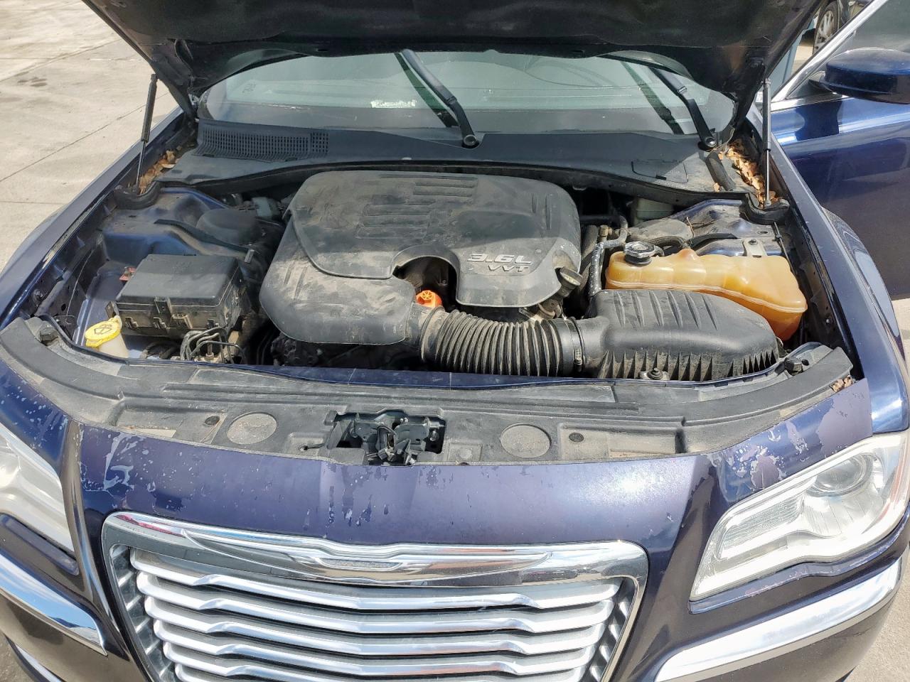 2014 Chrysler 300 VIN: 2C3CCAAG0EH235379 Lot: 81771975