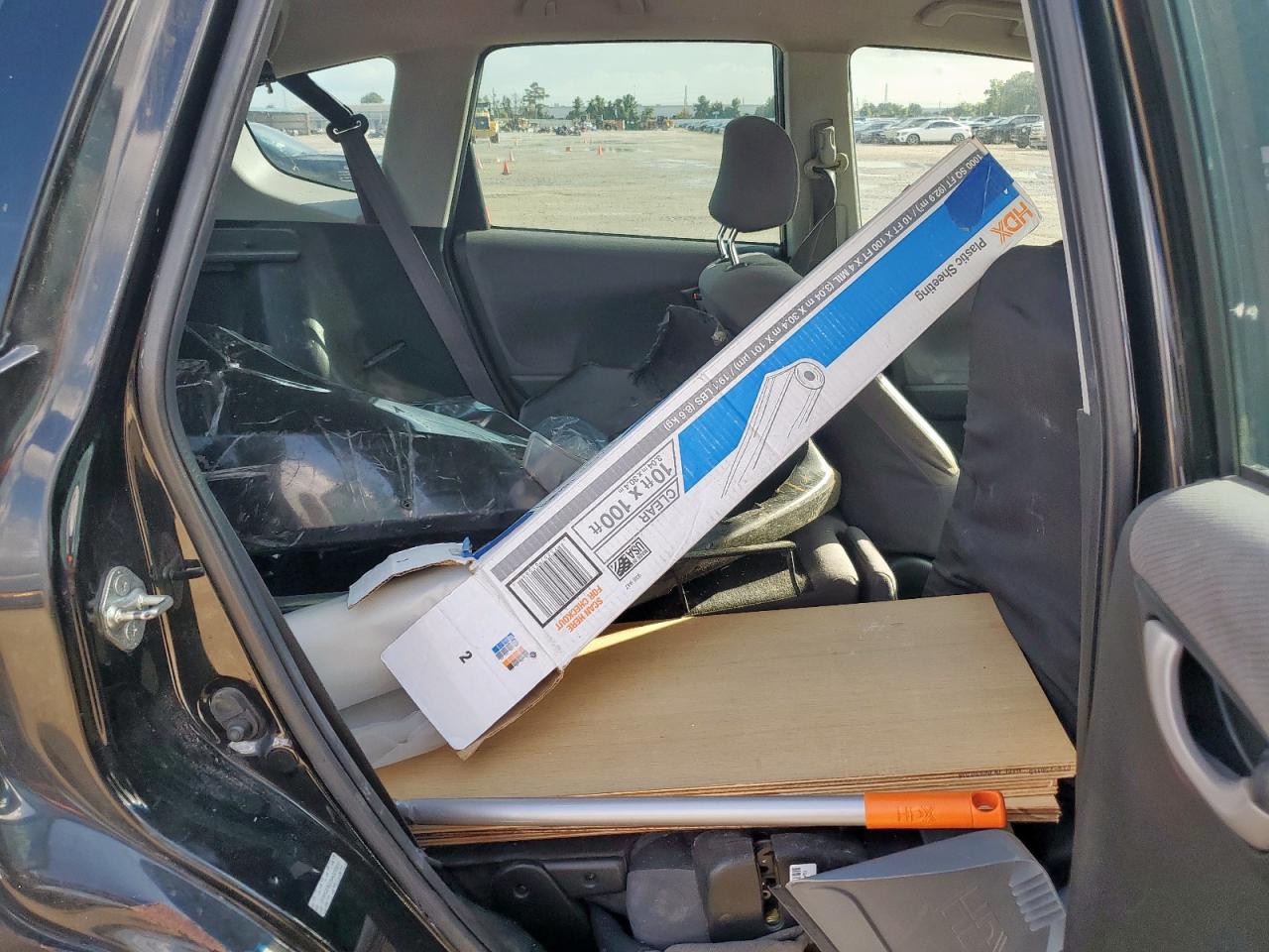 2010 Honda Fit VIN: JHMGE8G25AS008931 Lot: 82122385