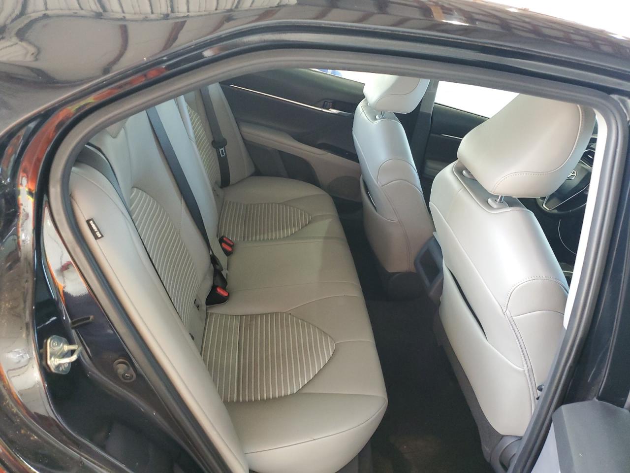 2020 Toyota Camry Se VIN: 4T1G11AK4LU910504 Lot: 83998545