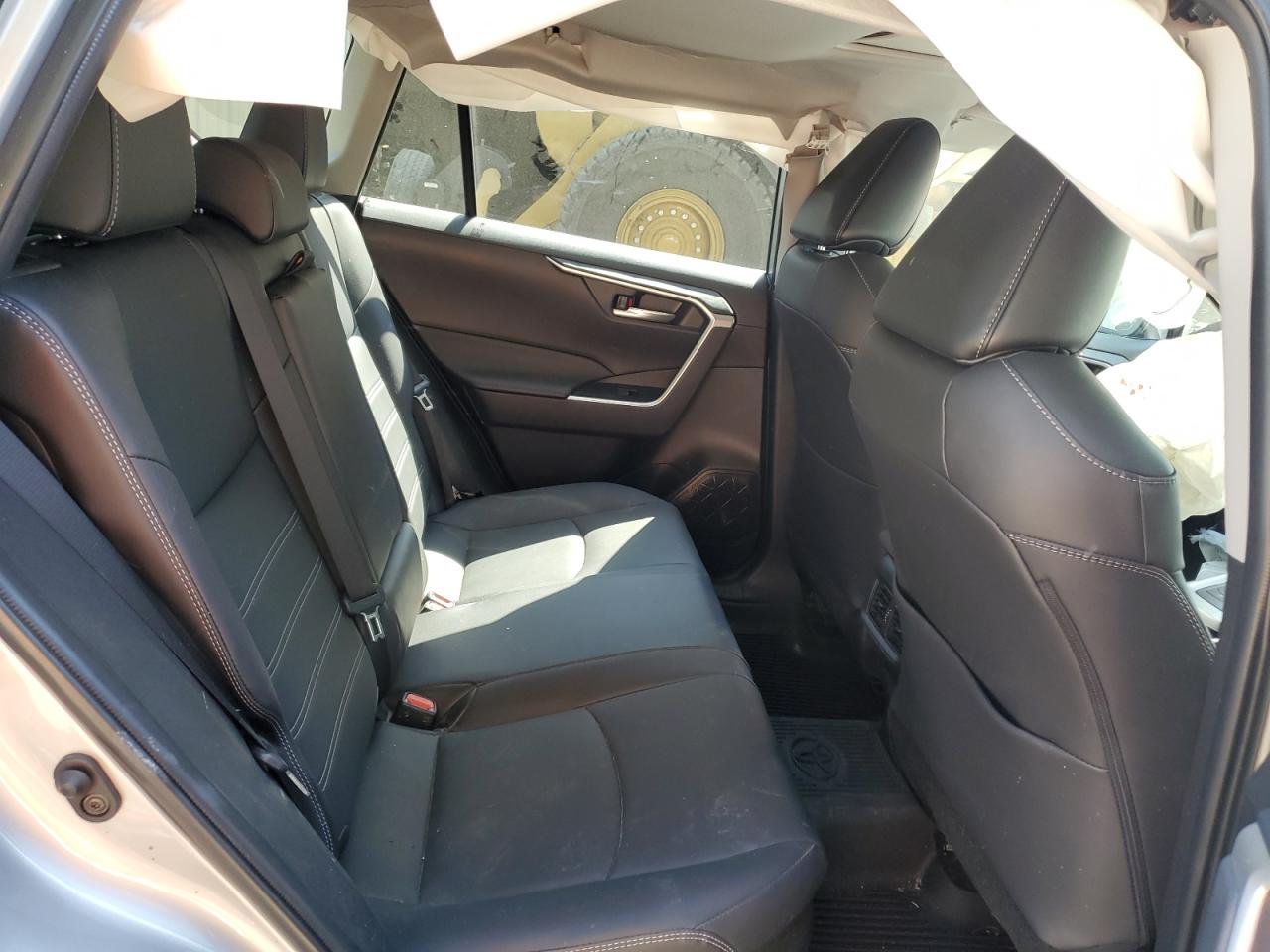 2025 Toyota Rav4 Xle Premium VIN: 2T3B6RFV4SW084711 Lot: 80504855