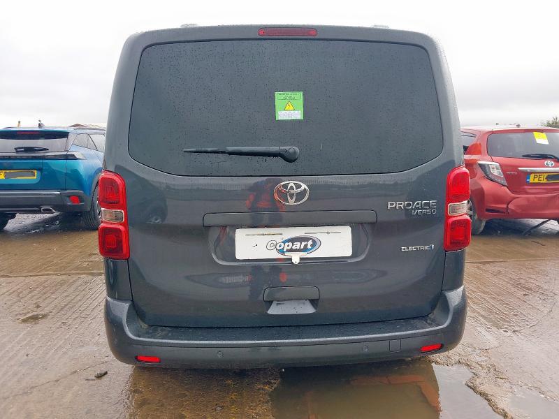 2025 TOYOTA PROACE VER