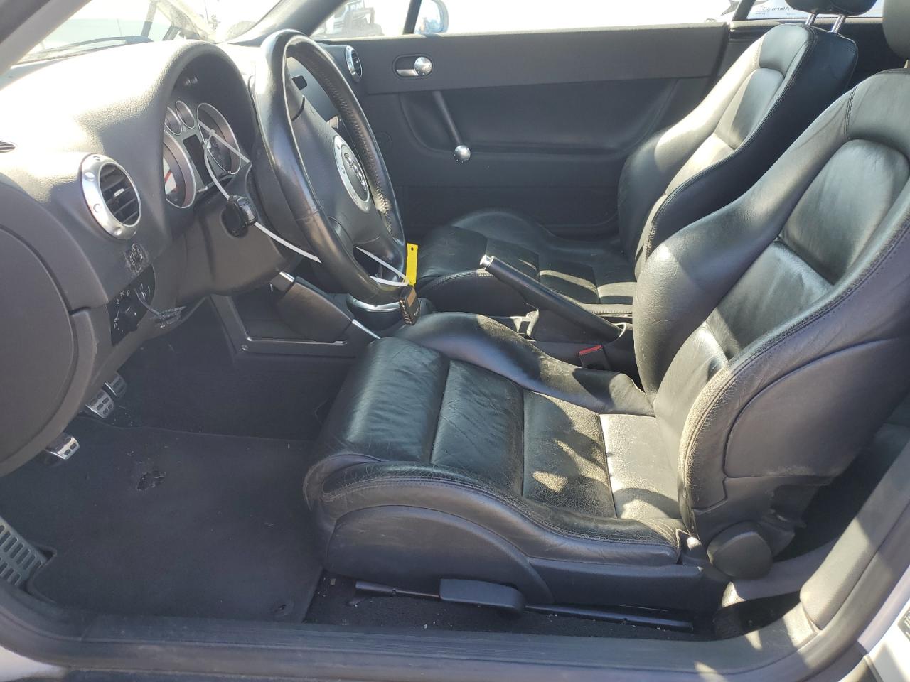 2001 Audi Tt Quattro VIN: TRUWX28N711032849 Lot: 71887025