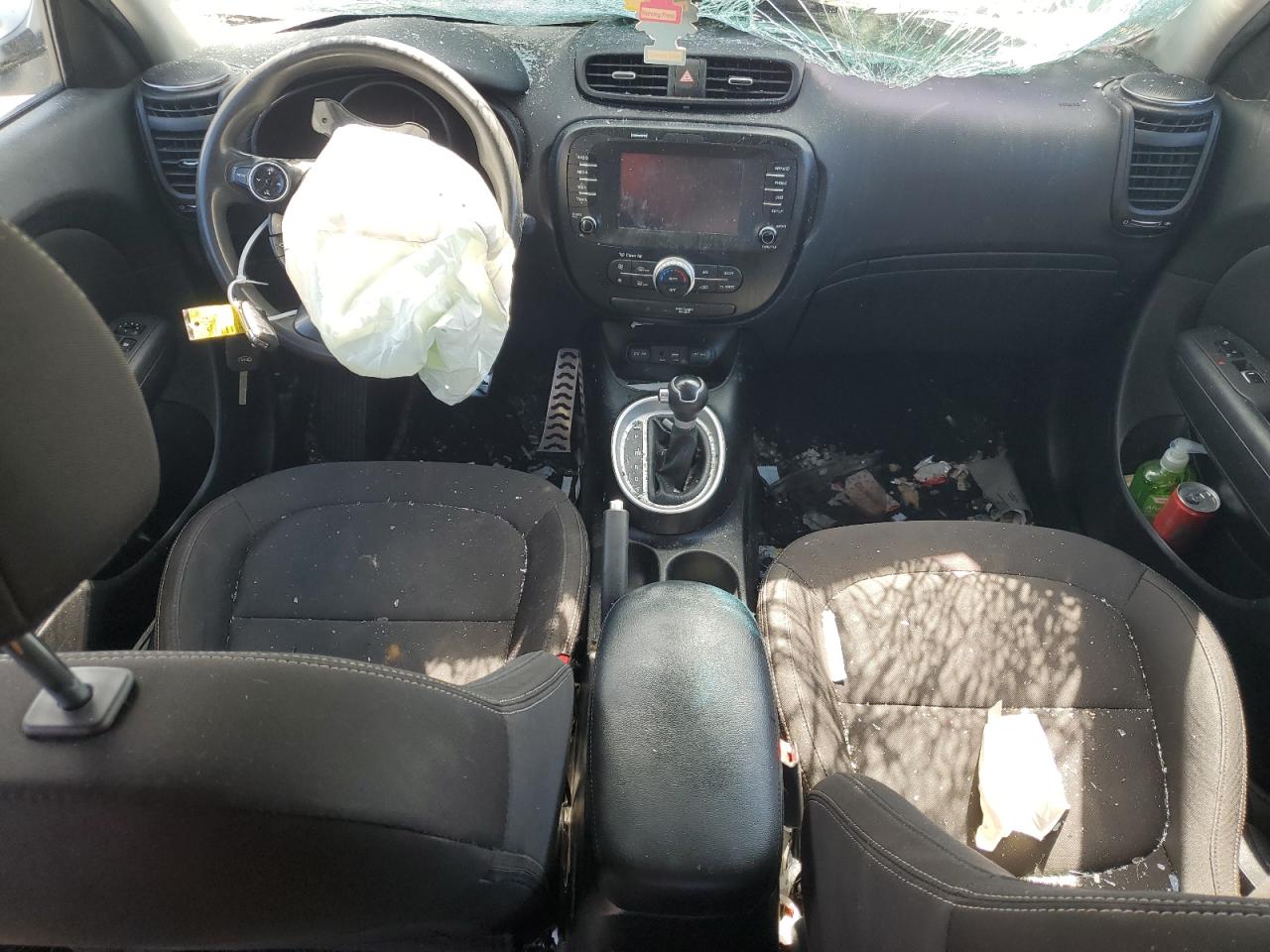 2018 Kia Soul VIN: KNDJN2A22J7556921 Lot: 71076855