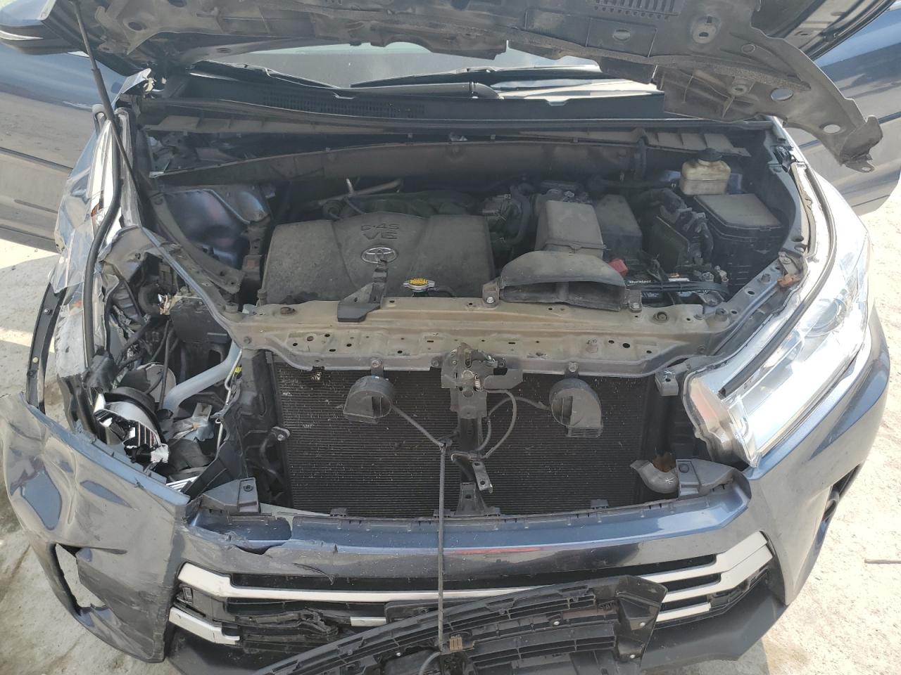 2017 Toyota Highlander Se VIN: 5TDJZRFH2HS421559 Lot: 80870175