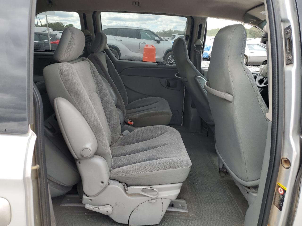 2005 Dodge Caravan Sxt VIN: 1D8GP45R55B324938 Lot: 84379465