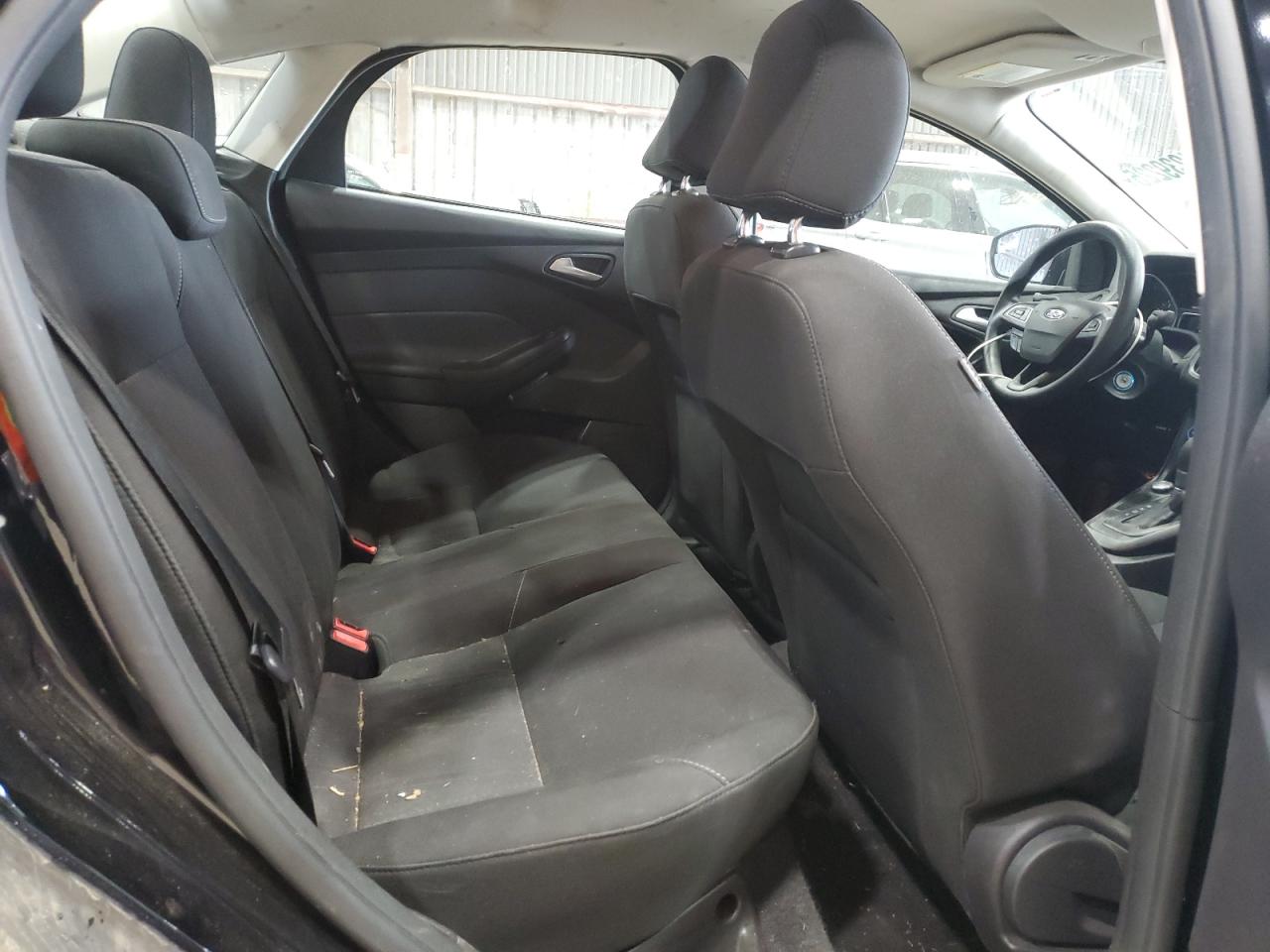 2017 Ford Focus Se VIN: 1FADP3F24HL315651 Lot: 81239225