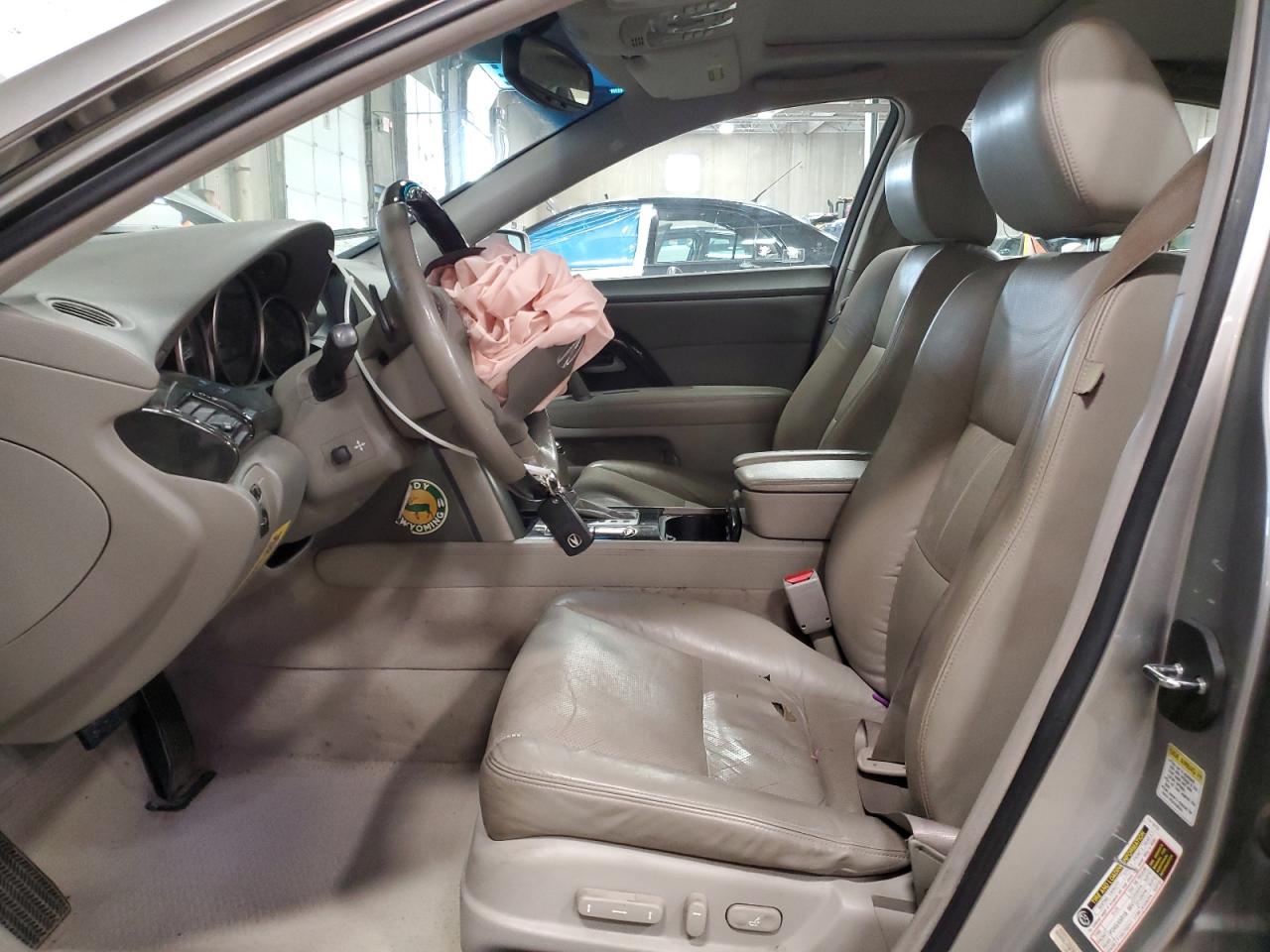 2010 Acura Rl VIN: JH4KB2F61AC002851 Lot: 71699385