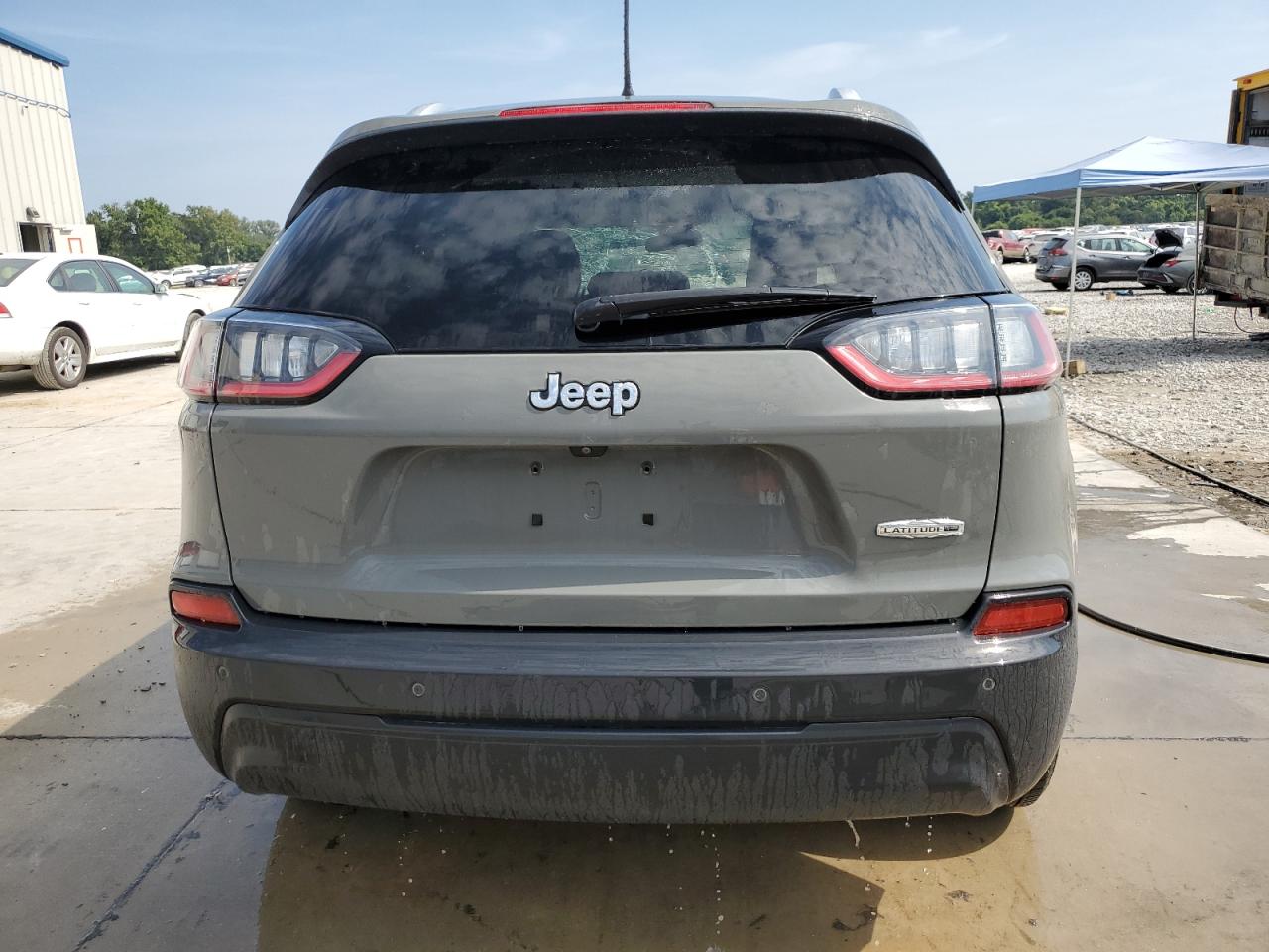 2020 Jeep Cherokee Latitude Plus VIN: 1C4PJLLB7LD585666 Lot: 80284275