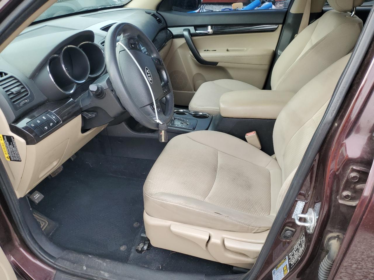 2011 Kia Sorento Base VIN: 5XYKT4A18BG049653 Lot: 81578195