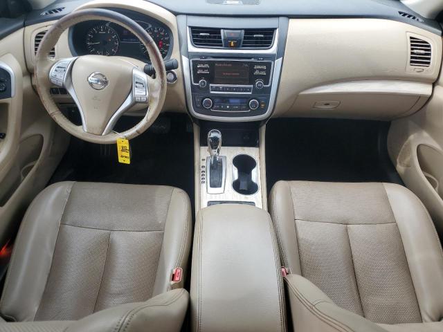  NISSAN ALTIMA 2017 Czerwony
