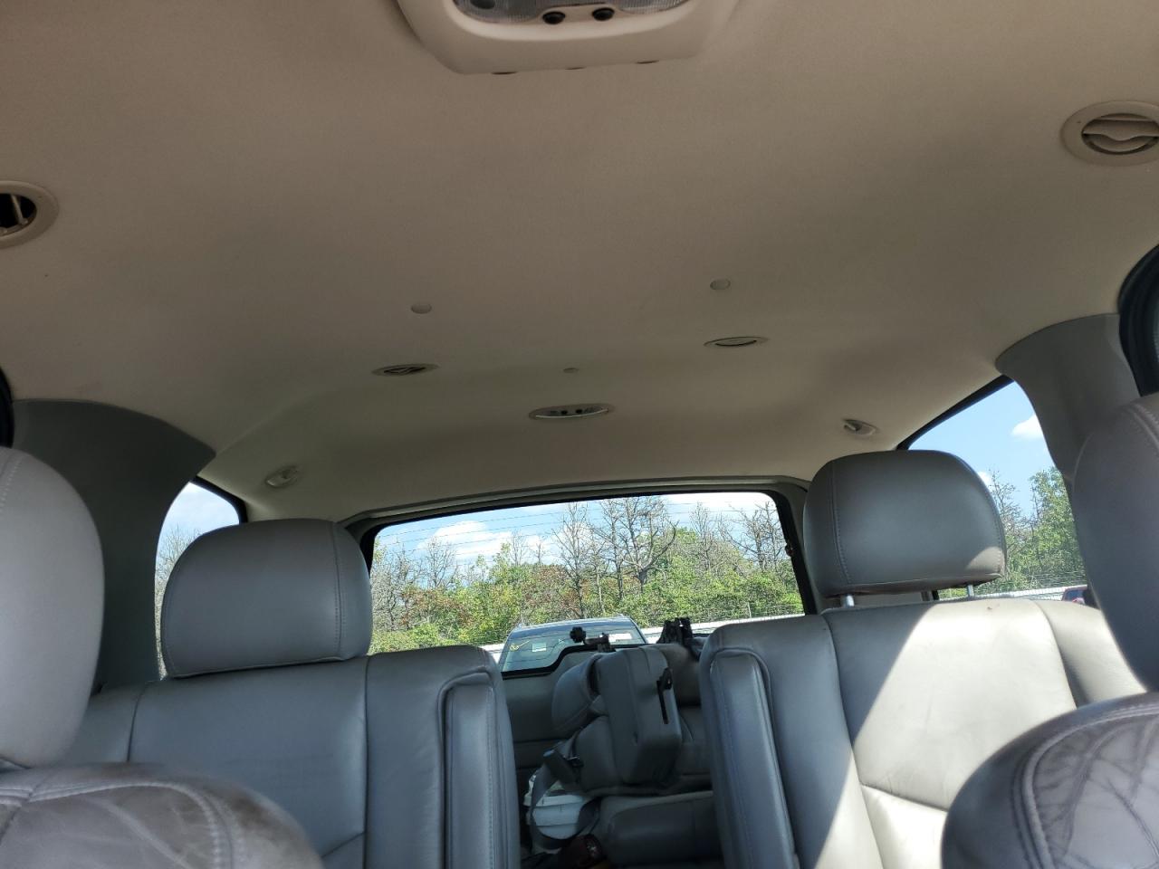 2003 Chevrolet Tahoe K1500 VIN: 1GNEK13ZX3R223136 Lot: 81438505