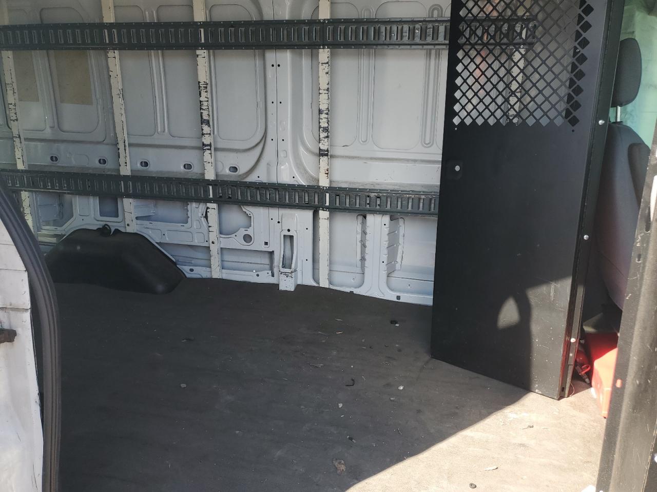 2017 Ford Transit T-250 VIN: 1FTYR3XV0HKA48352 Lot: 84471035