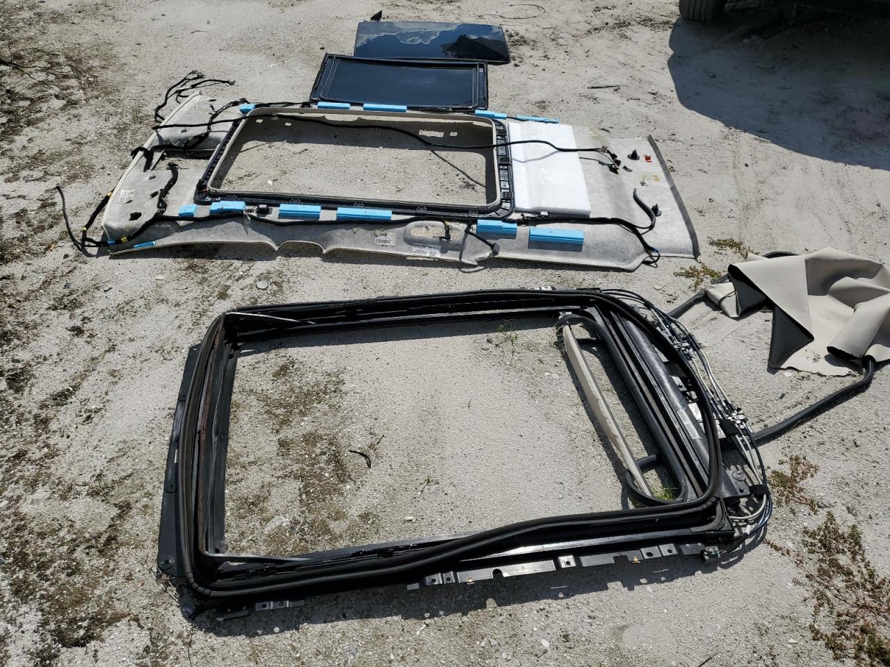 2017 Cadillac Xt5 Luxury VIN: 1GYKNBRS4HZ223525 Lot: 84182605