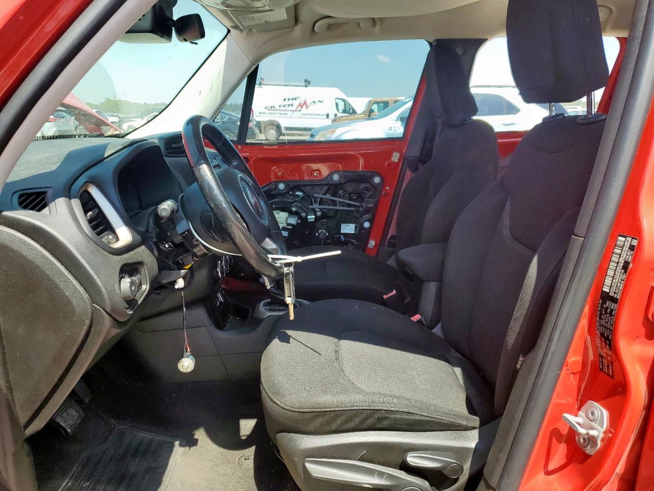 2015 Jeep Renegade Latitude VIN: ZACCJABT4FPB27179 Lot: 80353855