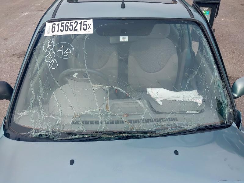 2002 NISSAN MICRA SE 16V AUTO 