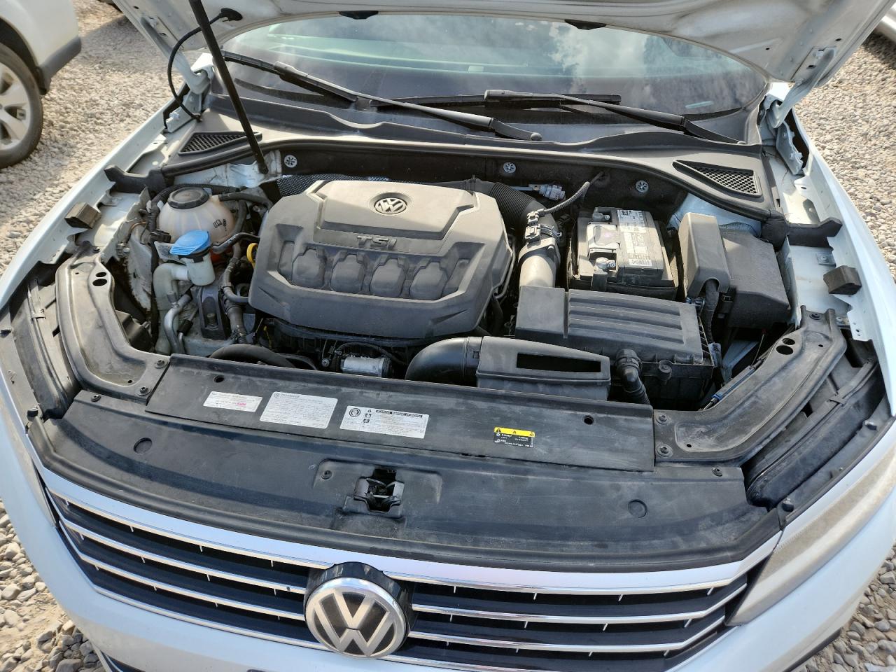 2018 Volkswagen Passat Se VIN: 1VWBA7A30JC030412 Lot: 80492605